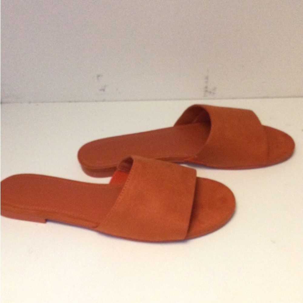 Slip on - Picture 3 of 7